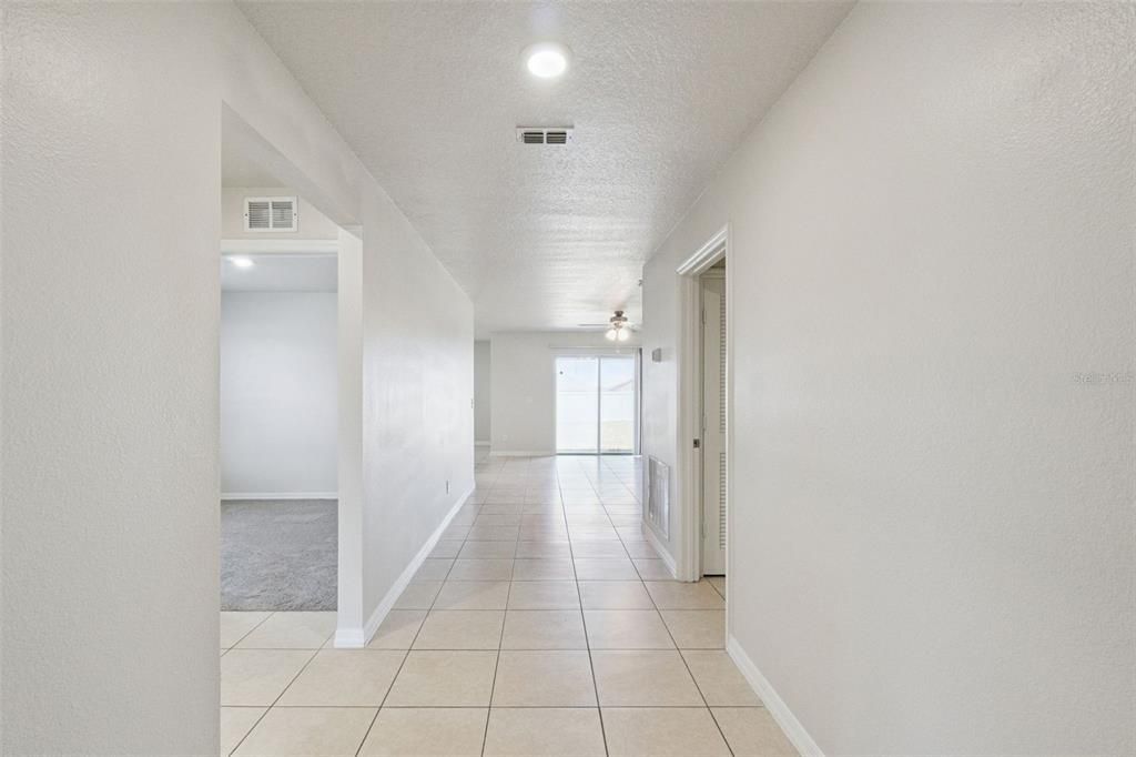 For Sale: $265,000 (3 beds, 2 baths, 1383 Square Feet)
