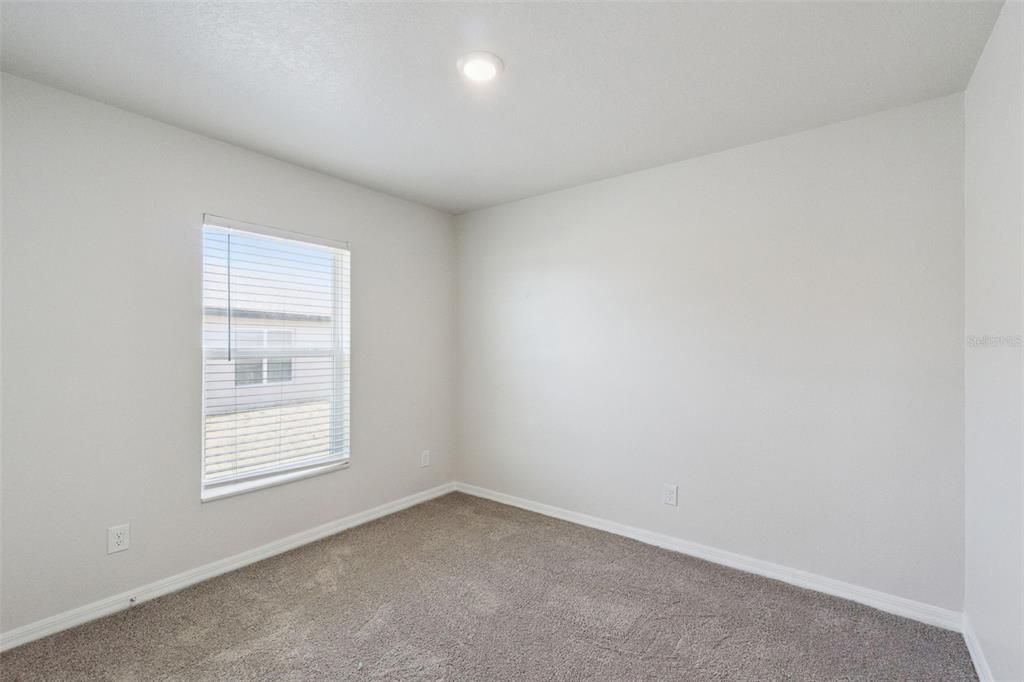 For Sale: $265,000 (3 beds, 2 baths, 1383 Square Feet)