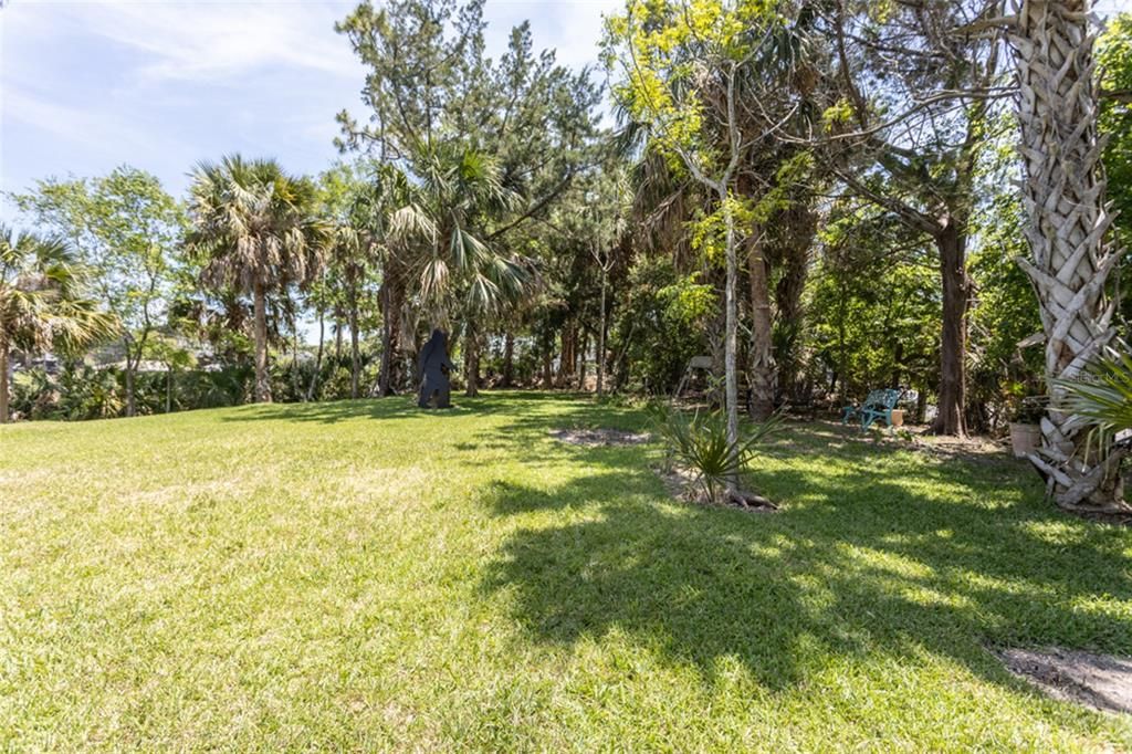 Activo con contrato: $648,500 (3 camas, 2 baños, 2176 Pies cuadrados)