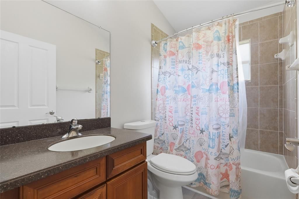 Activo con contrato: $499,900 (4 camas, 3 baños, 2641 Pies cuadrados)