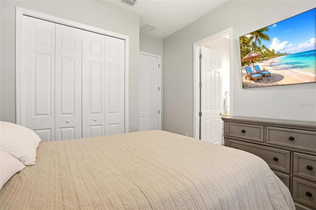 Active With Contract: $709,900 (4 beds, 3 baths, 2189 Square Feet)