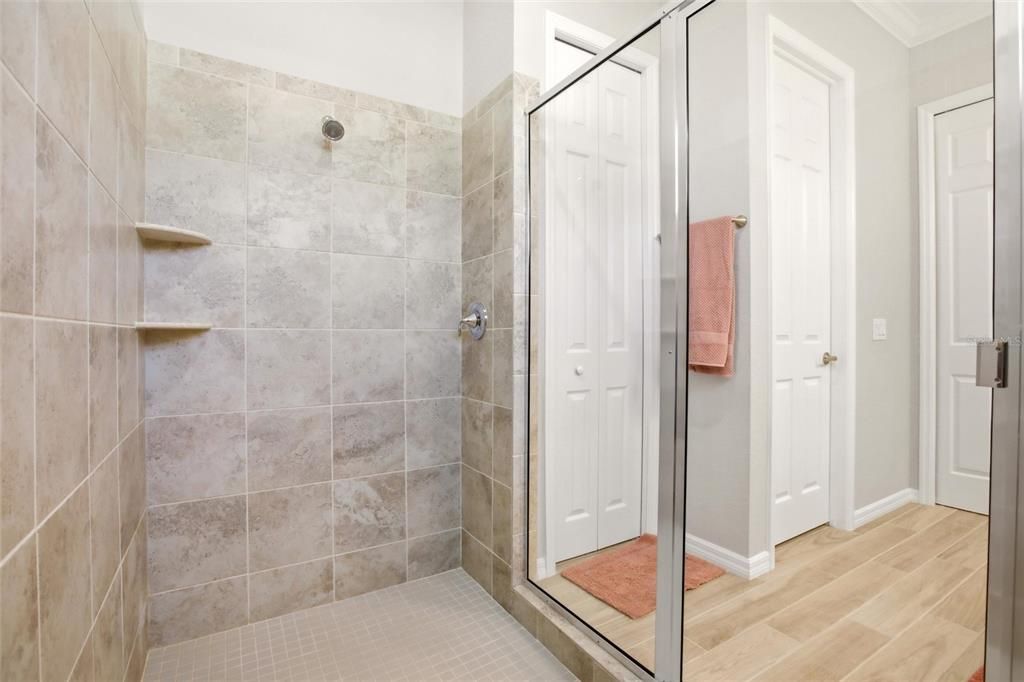 Active With Contract: $709,900 (4 beds, 3 baths, 2189 Square Feet)