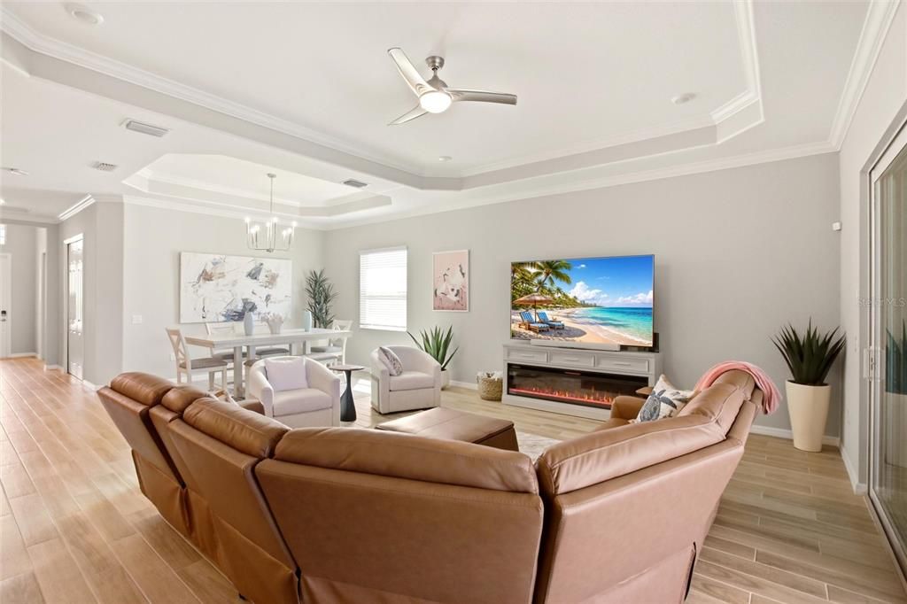 Active With Contract: $709,900 (4 beds, 3 baths, 2189 Square Feet)