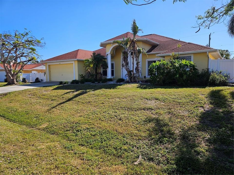 For Sale: $564,990 (4 beds, 3 baths, 2458 Square Feet)