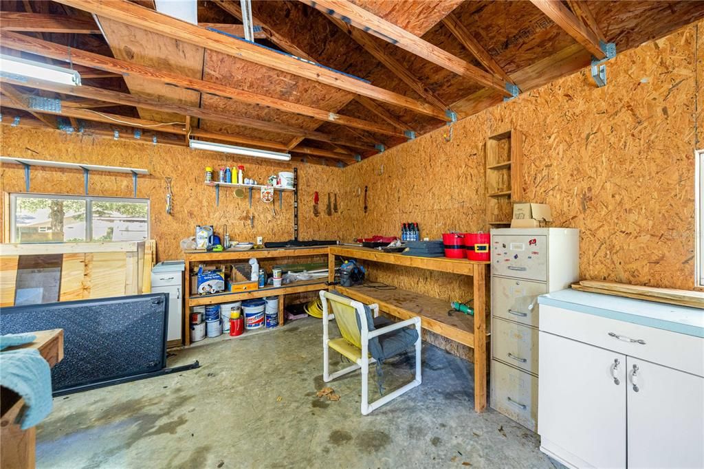 Active With Contract: $410,000 (3 beds, 2 baths, 1890 Square Feet)