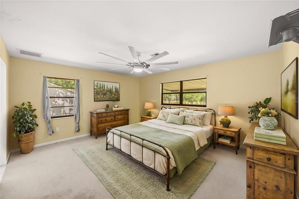 Active With Contract: $410,000 (3 beds, 2 baths, 1890 Square Feet)