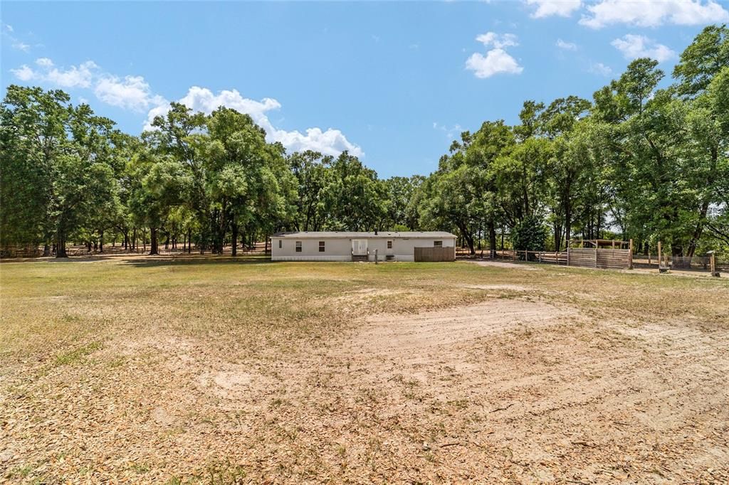 For Sale: $399,900 (4 beds, 3 baths, 2052 Square Feet)