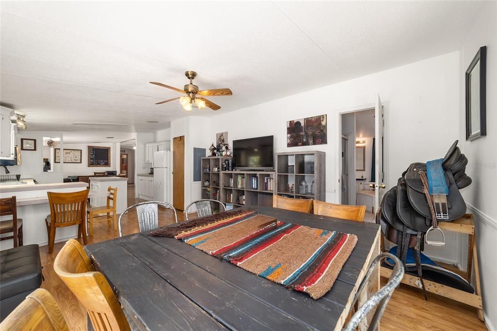 For Sale: $399,900 (4 beds, 3 baths, 2052 Square Feet)