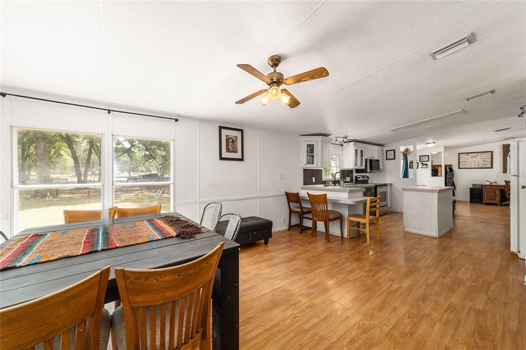 For Sale: $399,900 (4 beds, 3 baths, 2052 Square Feet)