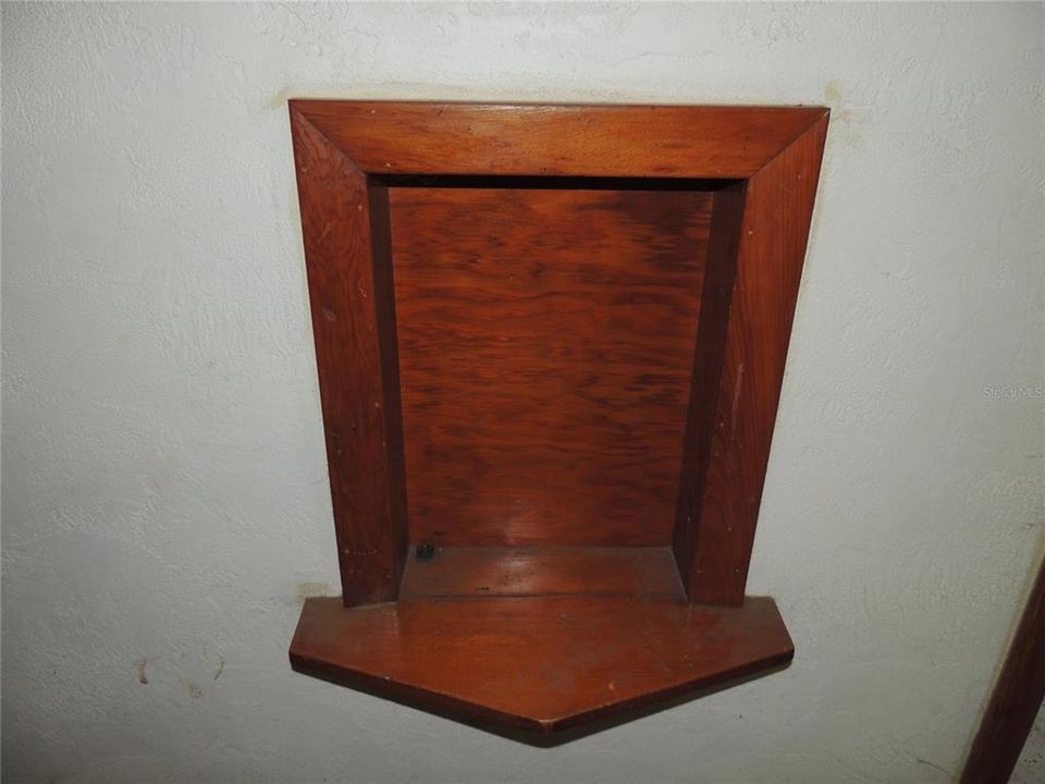 Activo con contrato: $249,900 (3 camas, 1 baños, 1200 Pies cuadrados)