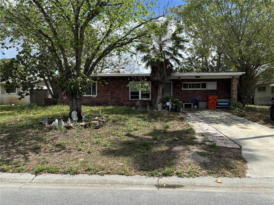 Recently Sold: $146,000 (2 beds, 1 baths, 1128 Square Feet)