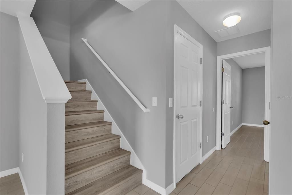 Activo con contrato: $314,900 (4 camas, 2 baños, 1697 Pies cuadrados)