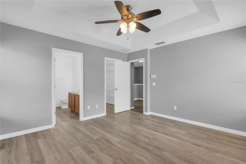 Activo con contrato: $314,900 (4 camas, 2 baños, 1697 Pies cuadrados)