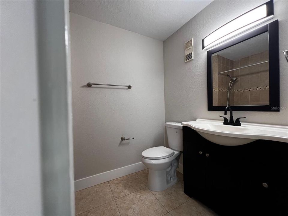 For Rent: $1,849 (2 beds, 2 baths, 886 Square Feet)