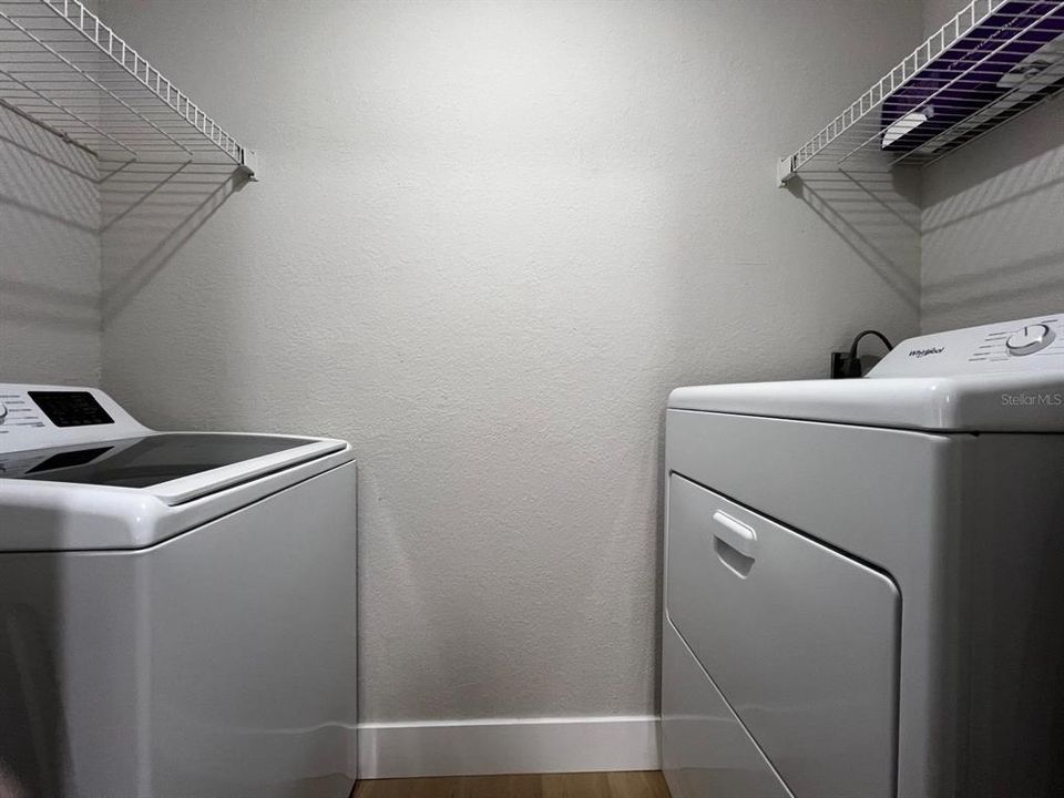 For Rent: $1,849 (2 beds, 2 baths, 886 Square Feet)