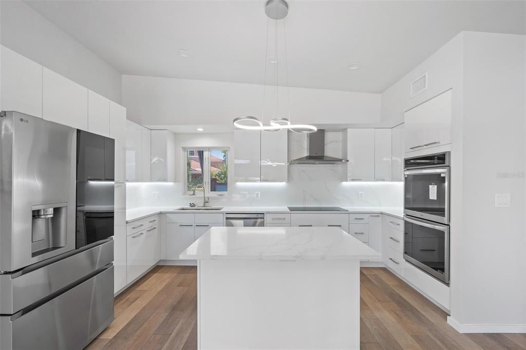For Sale: $2,750,000 (4 beds, 4 baths, 2846 Square Feet)