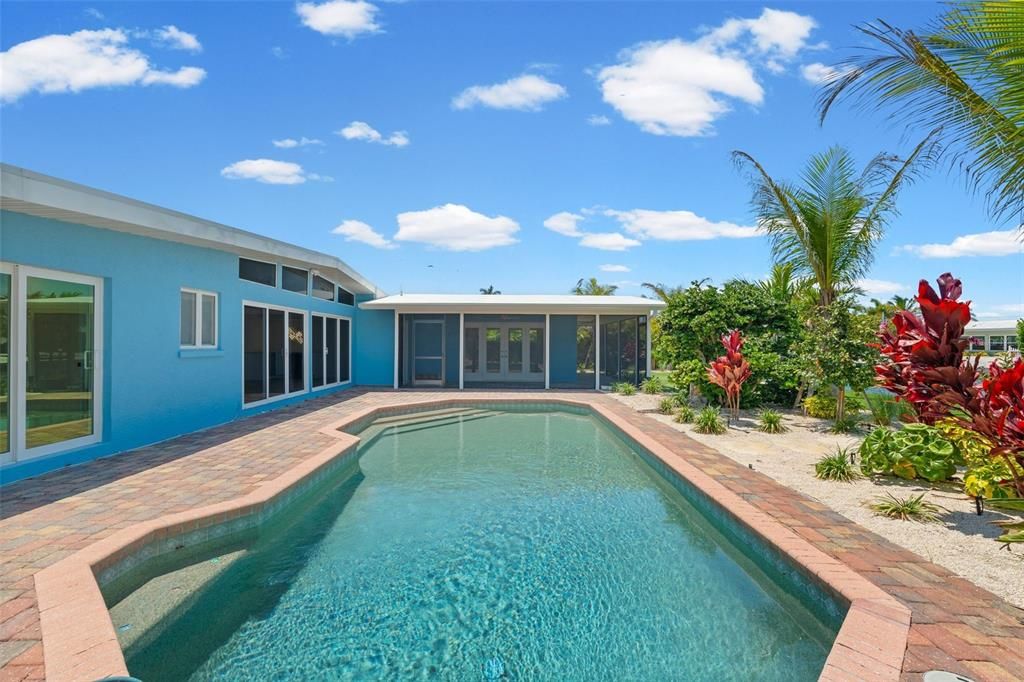 For Sale: $2,750,000 (4 beds, 4 baths, 2846 Square Feet)