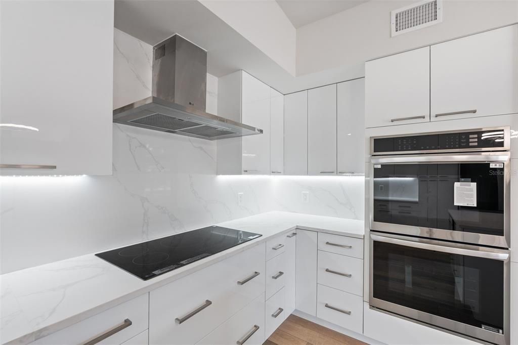 For Sale: $2,750,000 (4 beds, 4 baths, 2846 Square Feet)