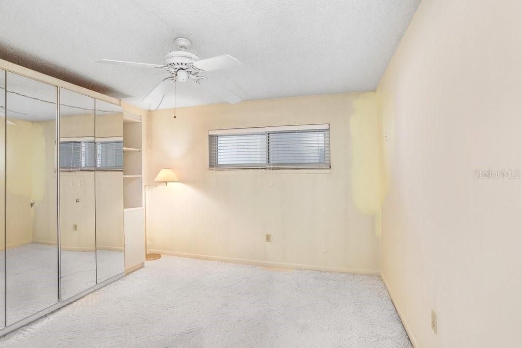 Active With Contract: $575,000 (2 beds, 2 baths, 1270 Square Feet)