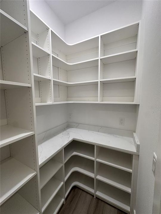 En Venta: $820,000 (4 camas, 3 baños, 3186 Pies cuadrados)