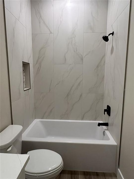 En Venta: $820,000 (4 camas, 3 baños, 3186 Pies cuadrados)