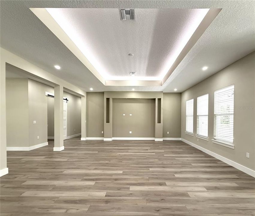 En Venta: $820,000 (4 camas, 3 baños, 3186 Pies cuadrados)