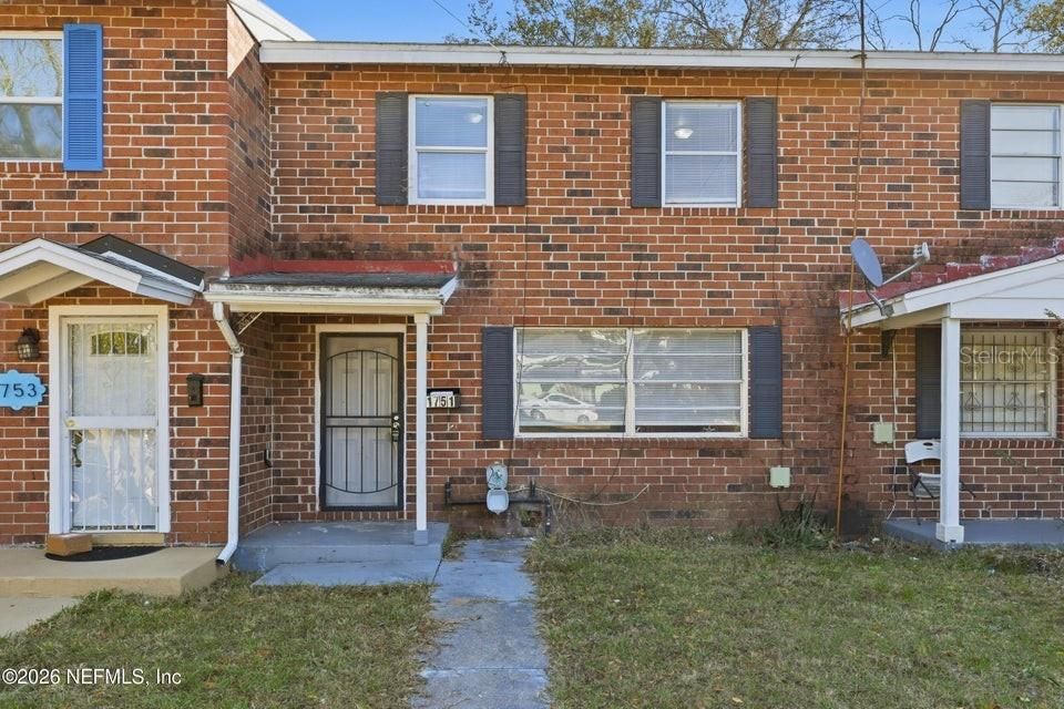 For Sale: $89,999 (3 beds, 1 baths, 1248 Square Feet)