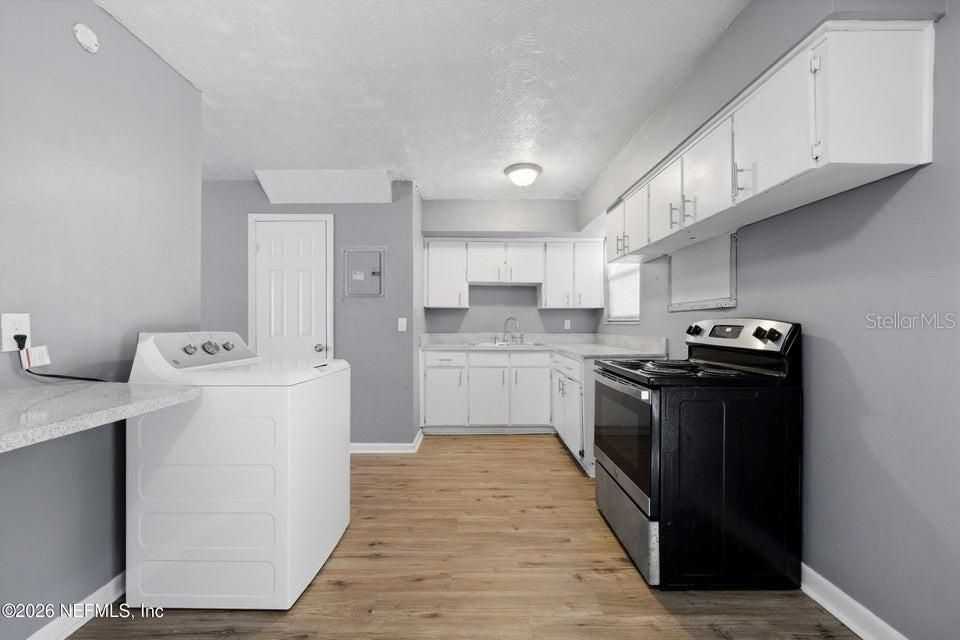 For Sale: $89,999 (3 beds, 1 baths, 1248 Square Feet)