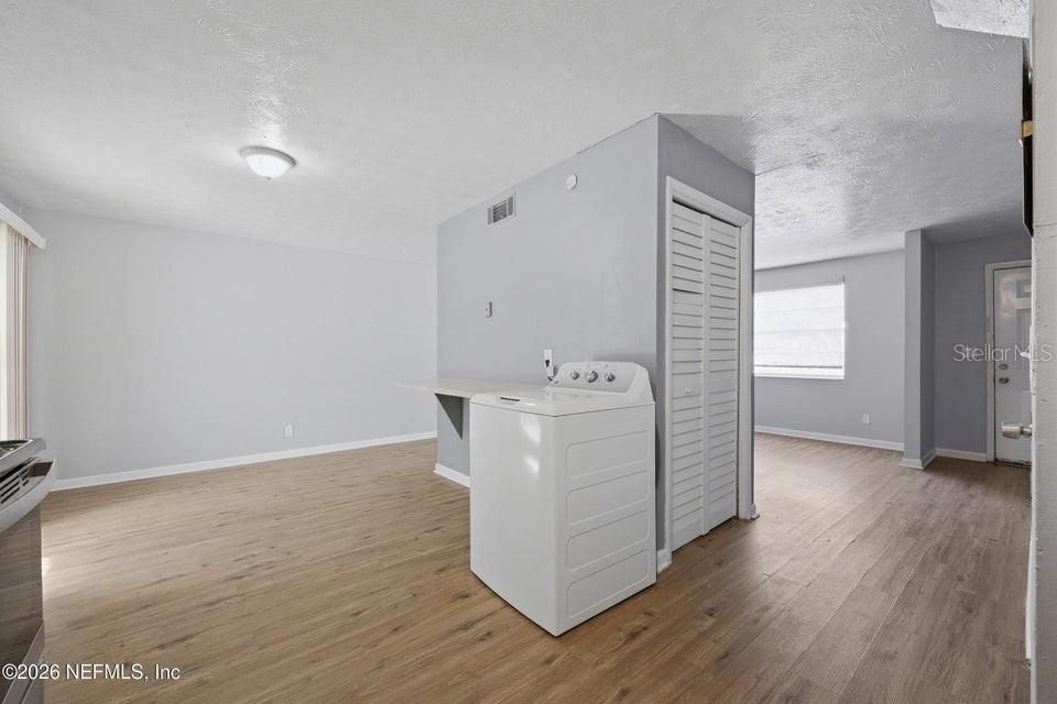For Sale: $89,999 (3 beds, 1 baths, 1248 Square Feet)