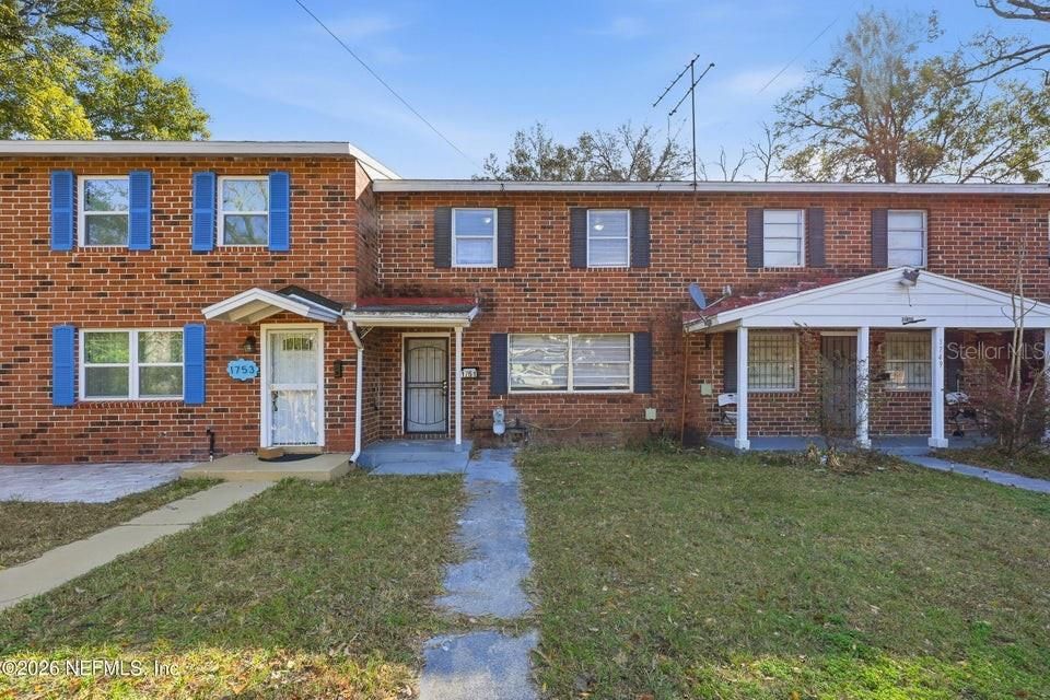 For Sale: $89,999 (3 beds, 1 baths, 1248 Square Feet)
