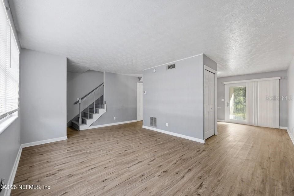 For Sale: $89,999 (3 beds, 1 baths, 1248 Square Feet)