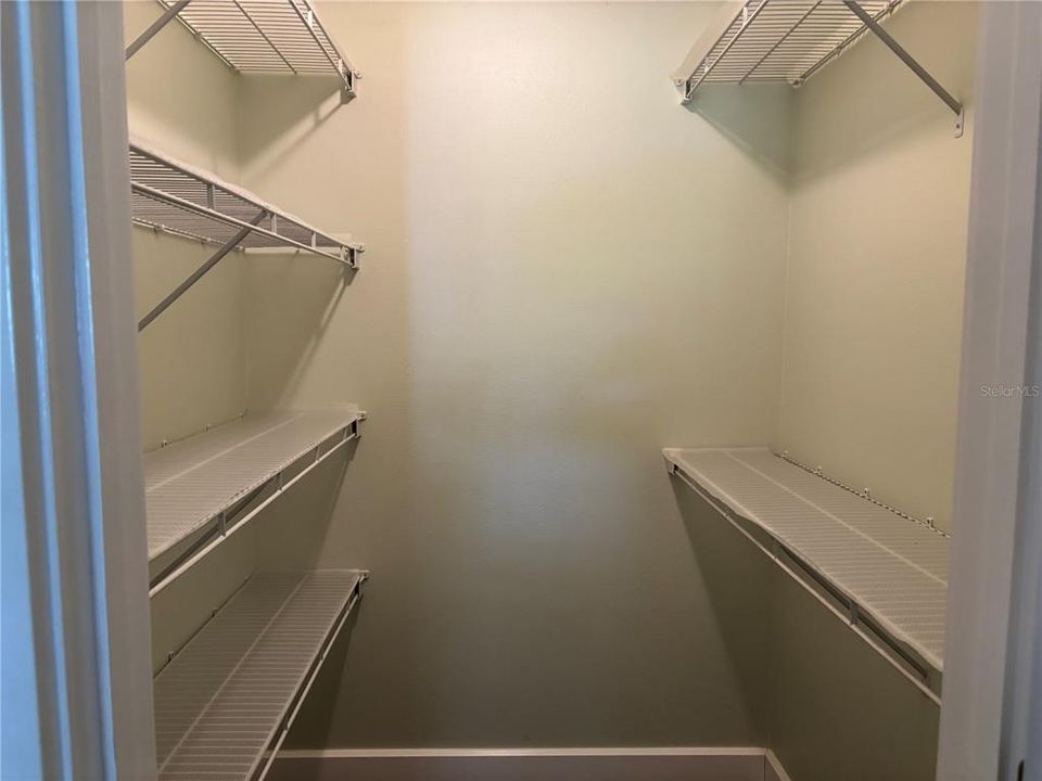 En Renta: $2,150 (3 camas, 2 baños, 2010 Pies cuadrados)