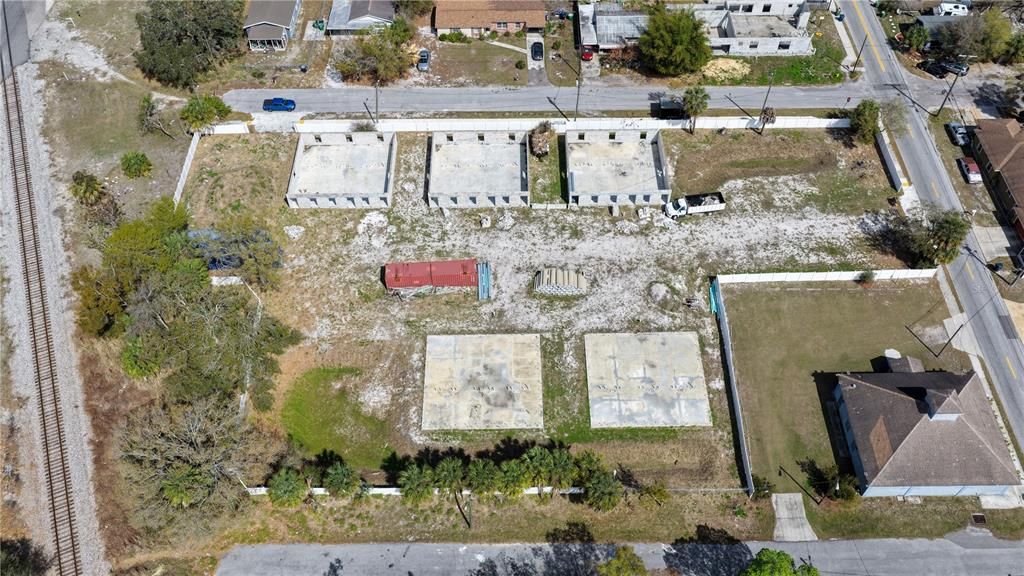 На продажу: $2,195,000 (1.29 acres)