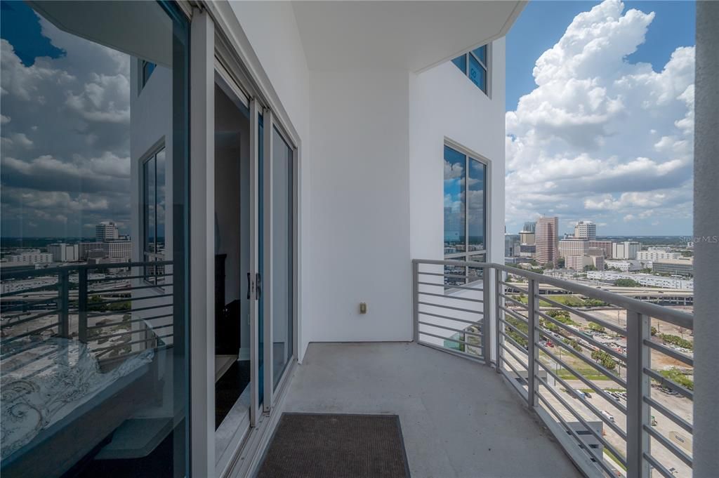 For Rent: $7,200 (3 beds, 3 baths, 2161 Square Feet)