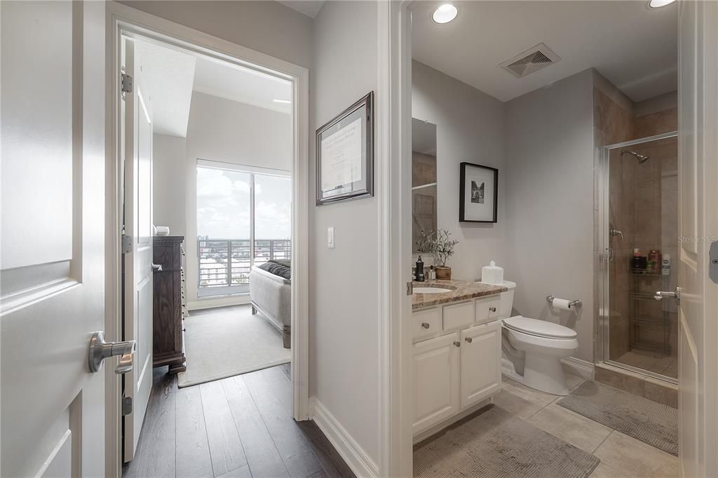 For Rent: $7,200 (3 beds, 3 baths, 2161 Square Feet)