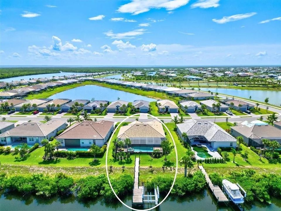 En Venta: $950,000 (4 camas, 2 baños, 2374 Pies cuadrados)