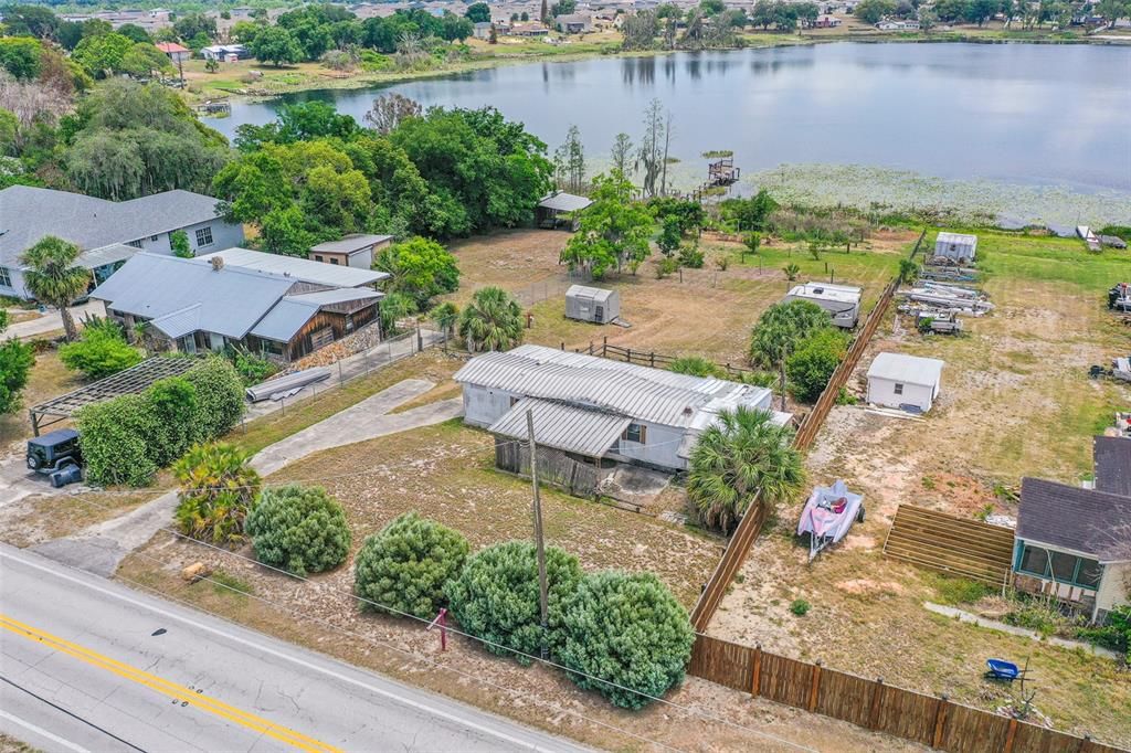 For Sale: $129,990 (2 beds, 1 baths, 660 Square Feet)