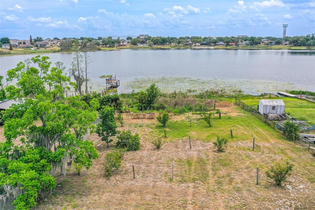 For Sale: $129,990 (2 beds, 1 baths, 660 Square Feet)