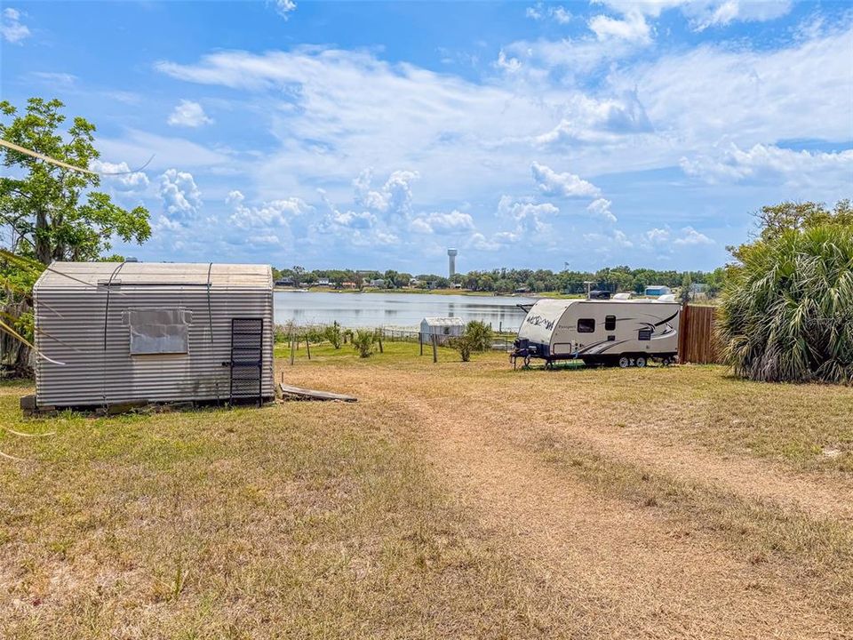 For Sale: $129,990 (2 beds, 1 baths, 660 Square Feet)