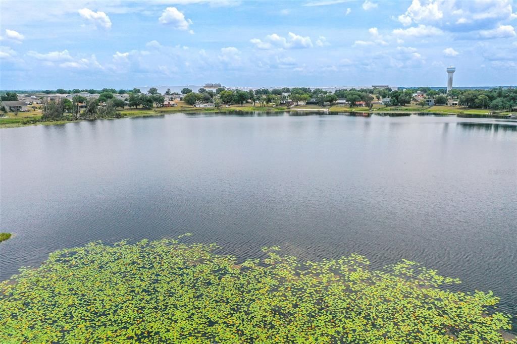 For Sale: $129,990 (2 beds, 1 baths, 660 Square Feet)