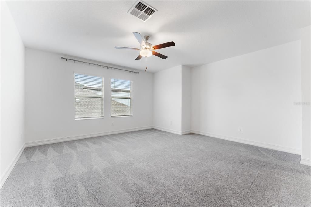 For Rent: $4,500 (4 beds, 2 baths, 2954 Square Feet)