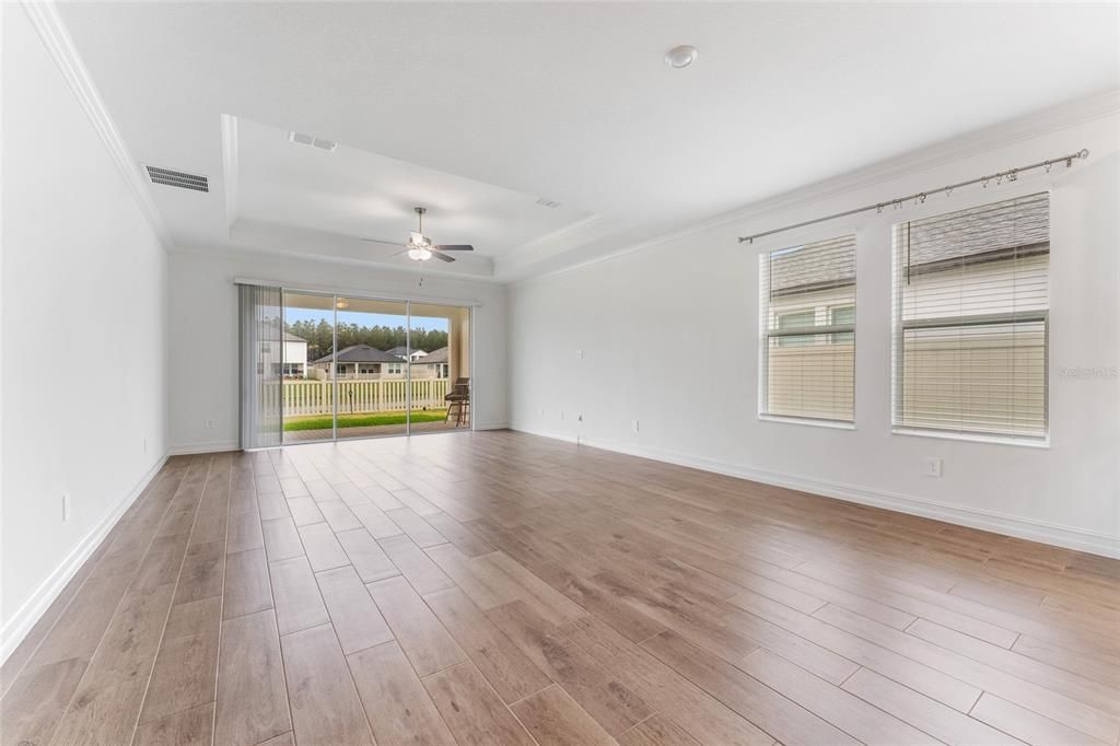 For Rent: $4,500 (4 beds, 2 baths, 2954 Square Feet)