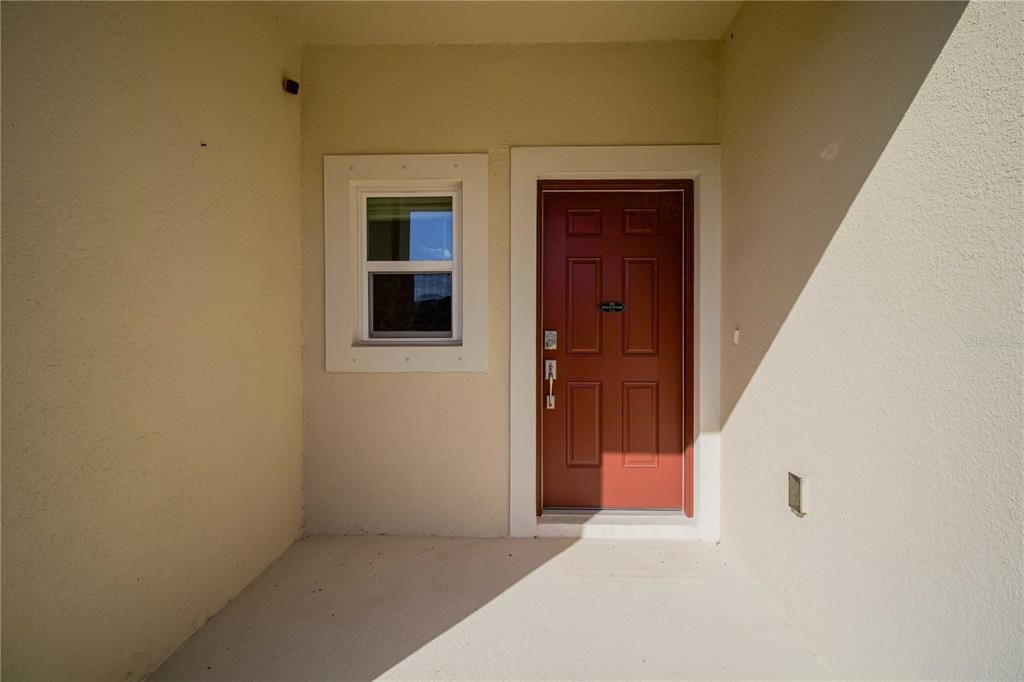 For Rent: $2,200 (3 beds, 2 baths, 1394 Square Feet)