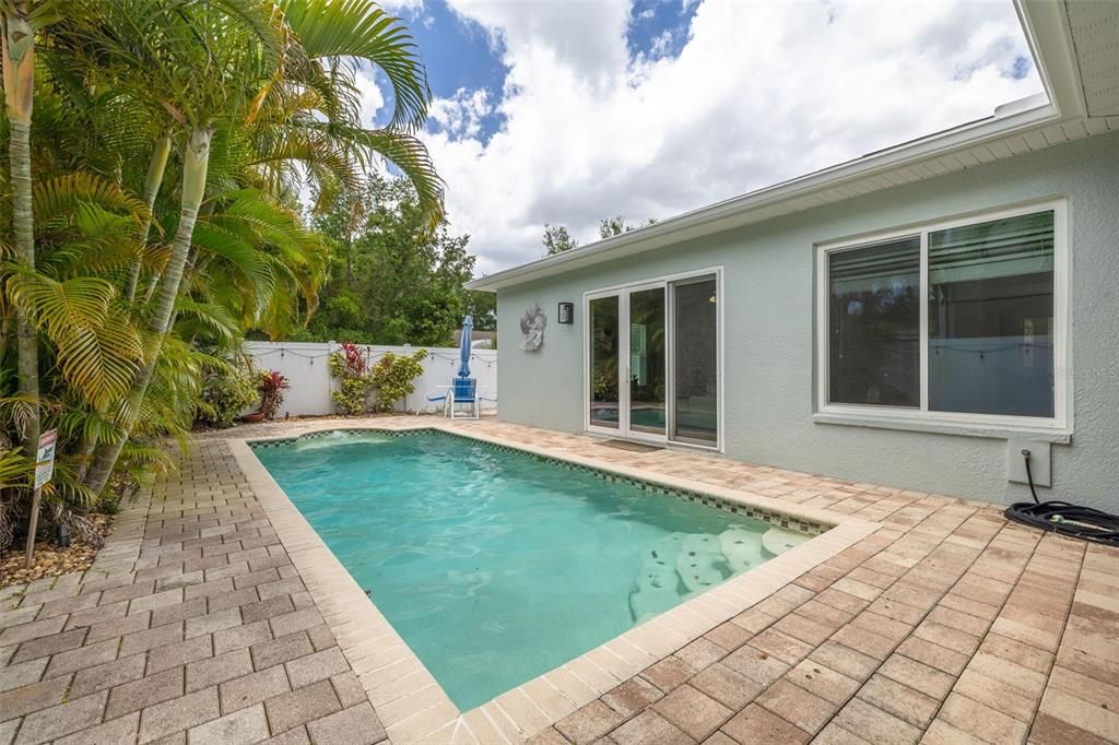 For Sale: $700,000 (3 beds, 2 baths, 2231 Square Feet)