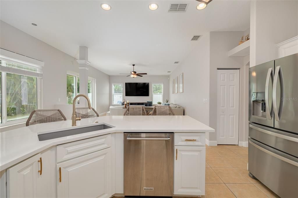 For Sale: $700,000 (3 beds, 2 baths, 2231 Square Feet)