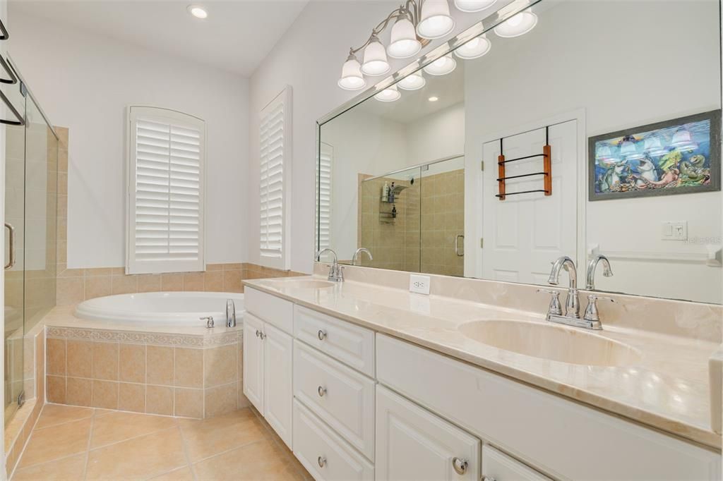 For Sale: $700,000 (3 beds, 2 baths, 2231 Square Feet)