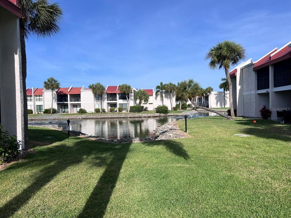 For Sale: $539,900 (2 beds, 2 baths, 1080 Square Feet)