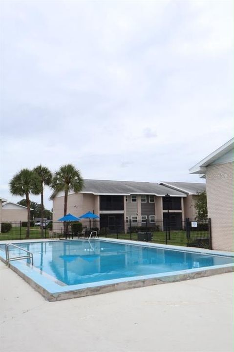 For Sale: $154,400 (2 beds, 1 baths, 793 Square Feet)