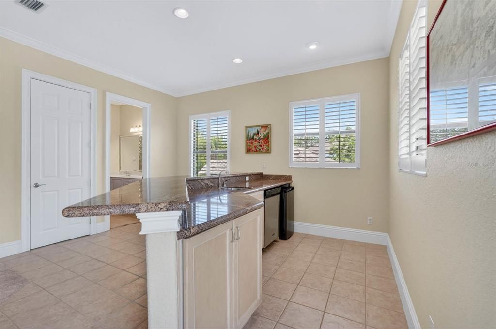 Activo con contrato: $1,499,000 (4 camas, 3 baños, 3188 Pies cuadrados)