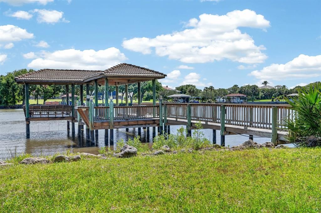 Activo con contrato: $1,499,000 (4 camas, 3 baños, 3188 Pies cuadrados)